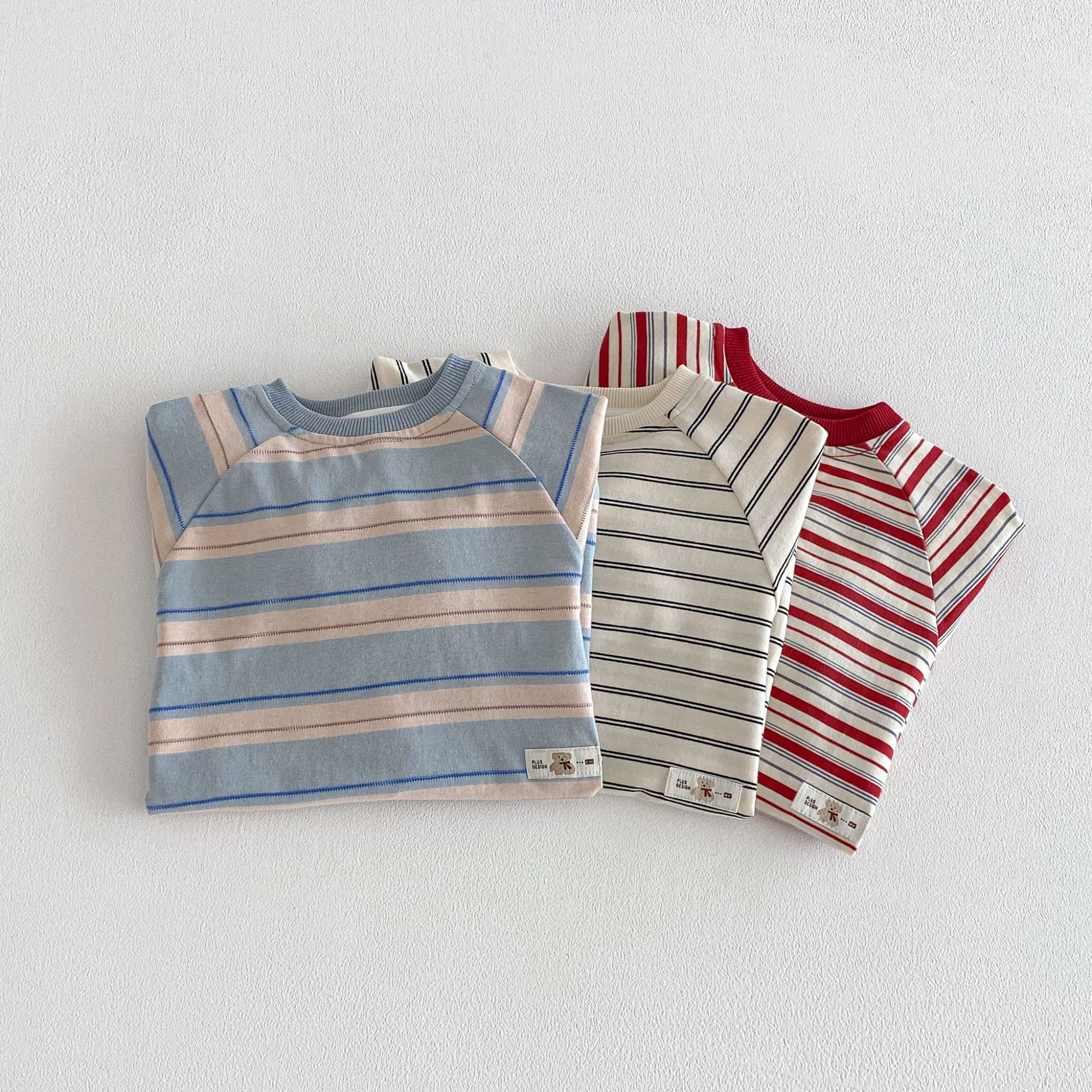 Macacão listrado ALYCExiyuebaobao, modelo 2026, da nova marca de roupas infantis da moda, ideal para engatinhar e passear com bebês na primavera._voghion.com
