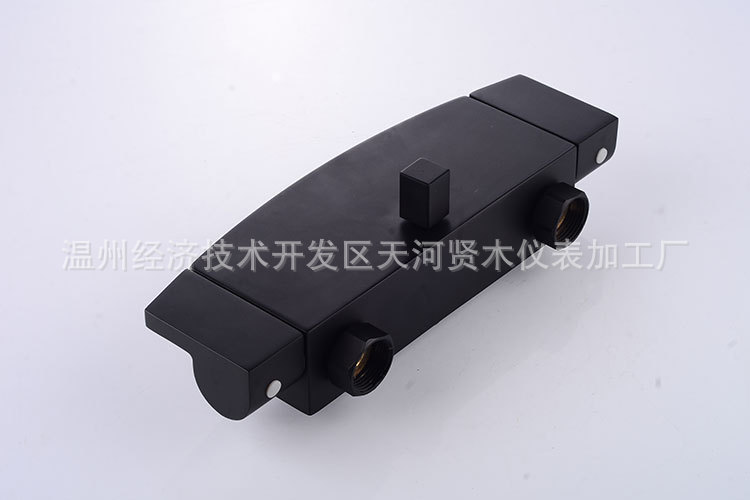 Wholesale brass waterfall bathtub faucet, hotel exposed black bathtub side cold and hot shower head set undefined