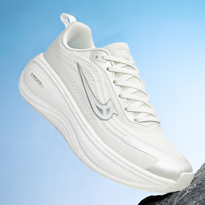 Zapatos de carrera de primavera y otoño superligeros de carbono transpirables de absorción de choque zapatos deportivos de suela suave antideslizante para estudiantes zapatos de carreras especiales ligeros