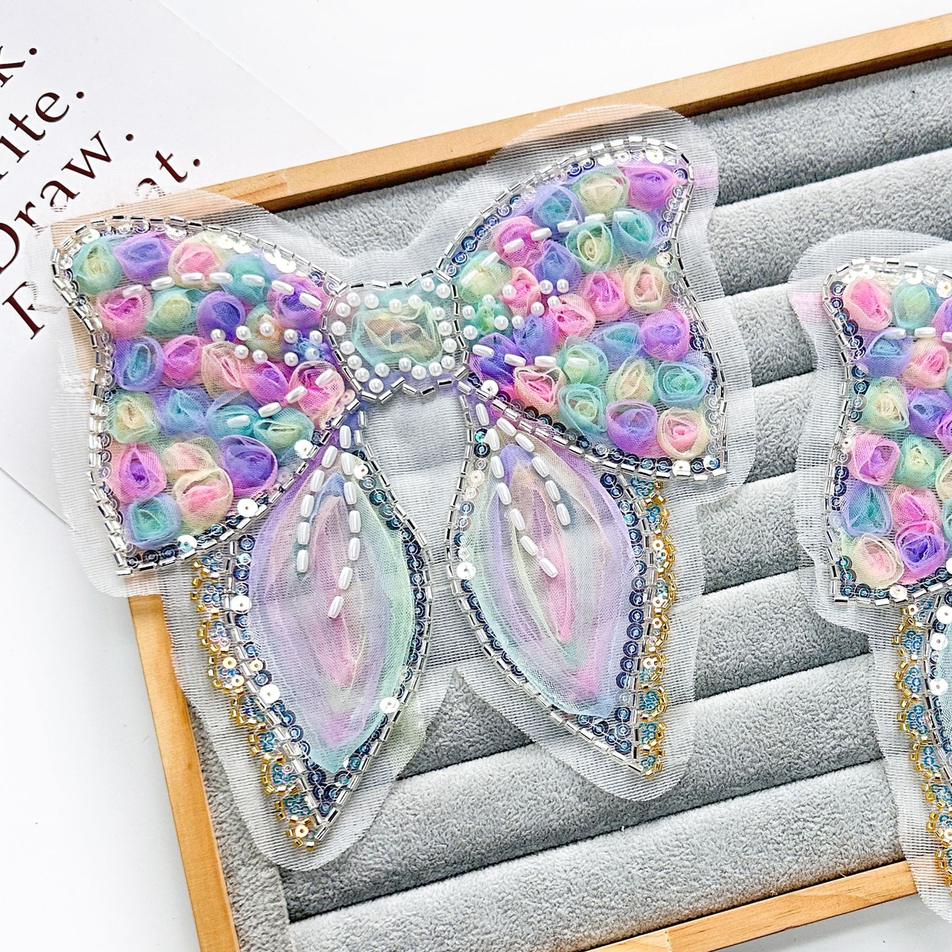 Fantástica flor tridimensional perla malla de arco de encaje pegado a mano sequinilla ropa accesorios image 1