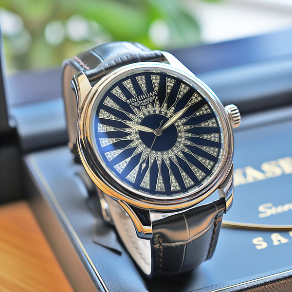 BINLIHUAN Quartz classic waterproof fashionable men's watch