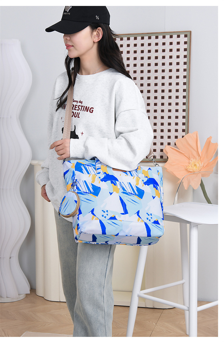 Spring 2025 New Mommy Bag, uniform size baby bottle bag, Spring 2025 single-shoulder bag, travel bag, colorful combination undefined