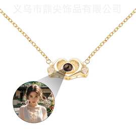 100种语言我爱你个性定 制照片投影项链爱心吊坠女源头工厂