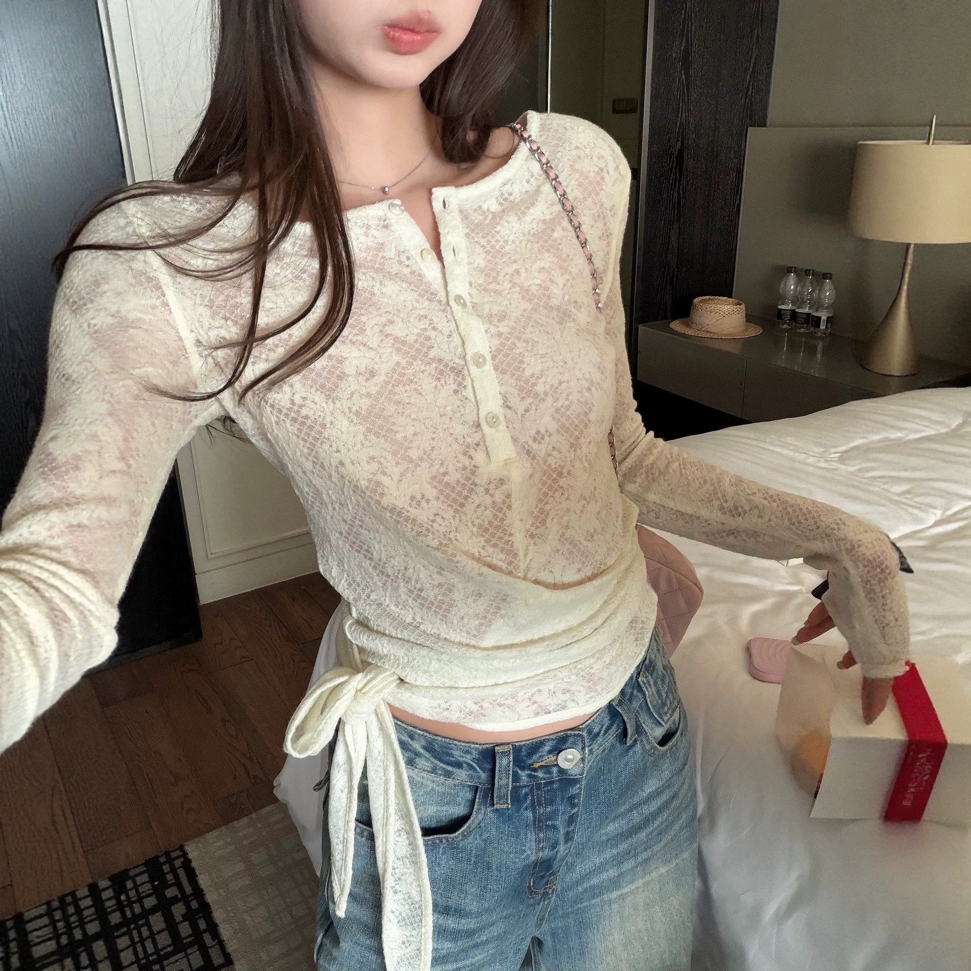 Spring lace silk belt