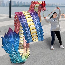 广场舞中老年人男女健身龙带甩彩带飞龙钢架龙头舞龙表演道具