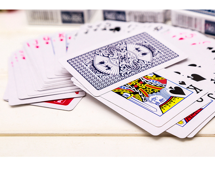 扑克牌批发一条游戏道具家用纸牌桌游卡牌斗地主加厚扑克厂家详情7