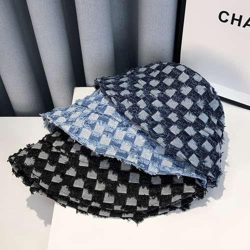 Small-town design checkered fisherman hat for girls, suitable for spring and autumn, versatile, looks face small, bucket hat, simple face covering, trendy