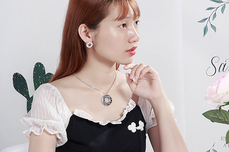 European and American Heart Necklace Semicircle Earrings Electroplating Rhinestone Stainless Steel J