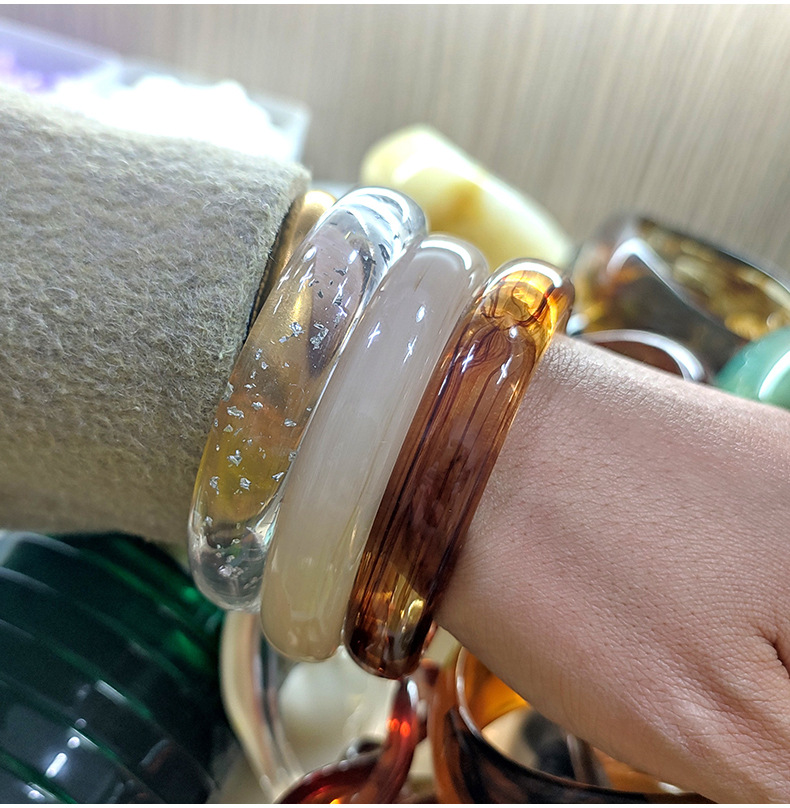 24g Weight Bangle Classification Retro Simple Style Geometric Solid Color Arylic Bangles Wholesale