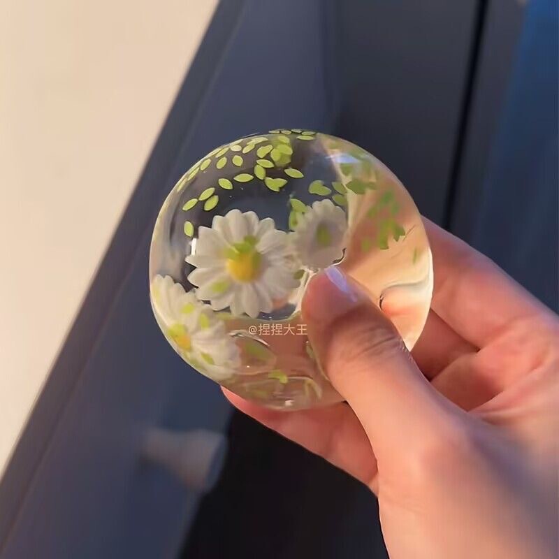 小紅書と同じスタイルの小さなしわ菊の花のピンチクリエイティブおもちゃインターネット有名人のホットスタイル麦芽糖減圧アーティファクトギフト|undefined
