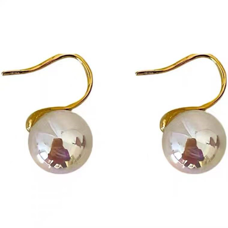 7B005 shell beads (4)