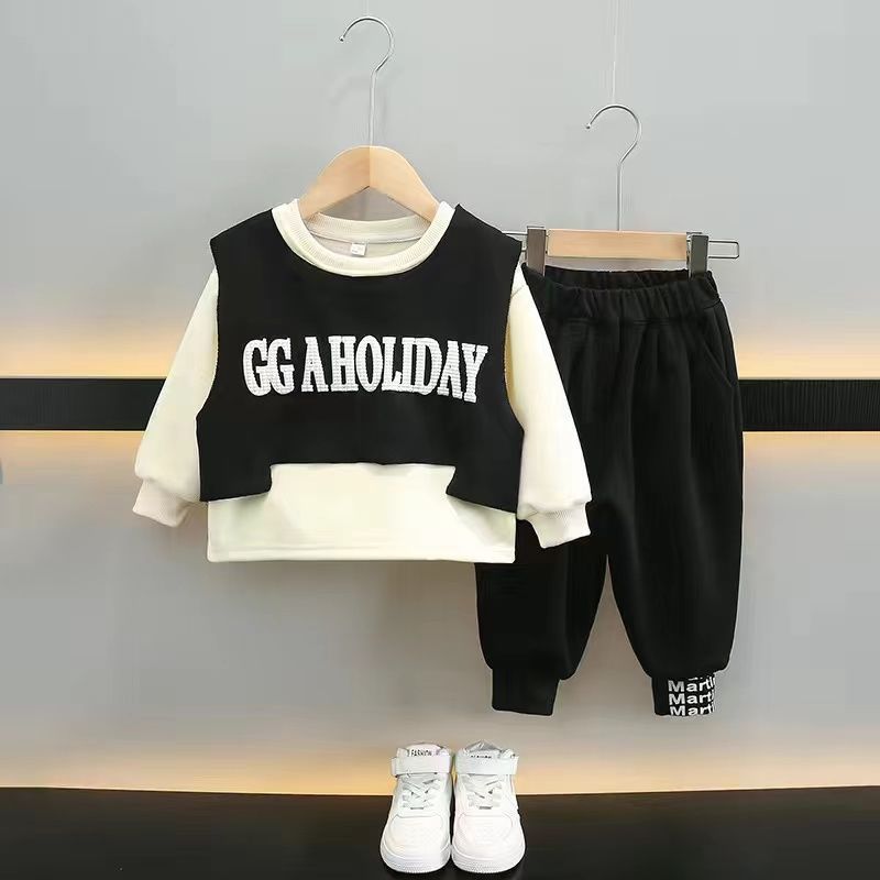 2025 Spring/Autumn Boys' Sweatshirt and Vest Three-Piece Set, Stylish Children's Clothes, Handsome and Eye-Catching Letter Set