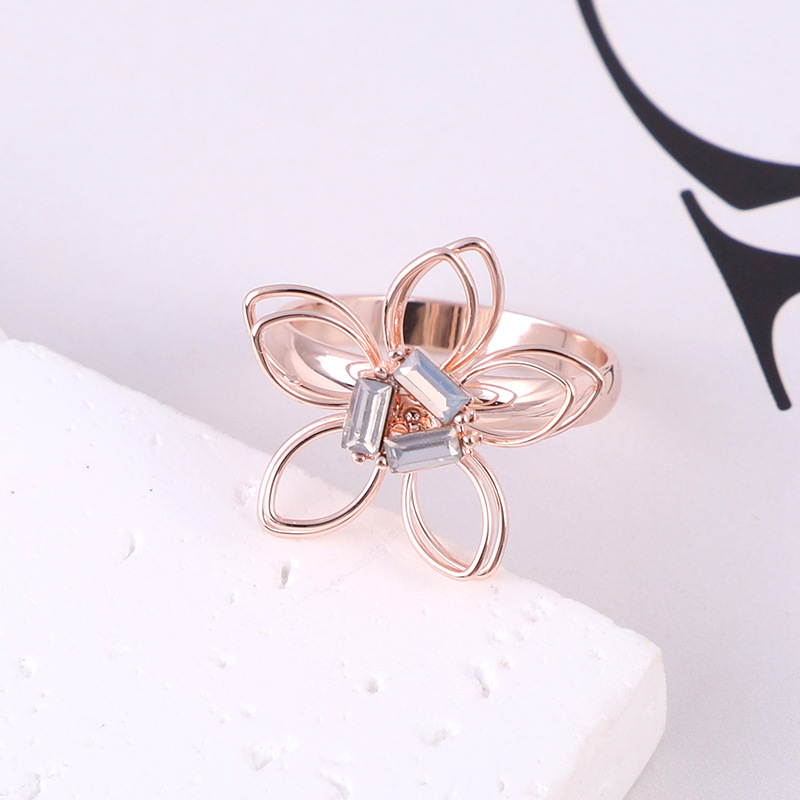 Fashion Flower Copper Plating Inlay Artificial Diamond Rings 1 Piece