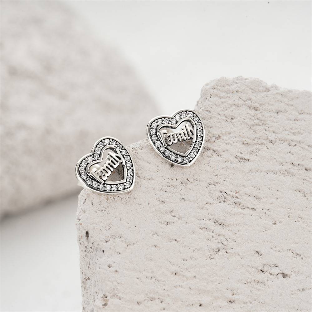 1 Pair Quantity 1 Pair 925 Sterling Silver Zircon Heart Shape Ear Studs
