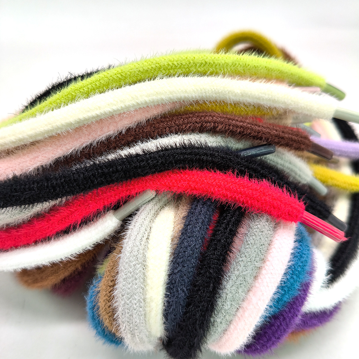 5mm encantador viento imitación de visón otoño invierno bolsas centrales cordones de zapatos casuales cordones de peluche adaptar AJ1 zapatos de entrenamiento alemán zapatos de pan