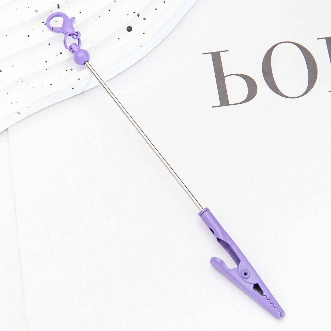 DIY beaded llavero clip creativo al por mayor estudiantes DIY beaded tarjeta de visita clip de banda metálica clip de notas de pesca