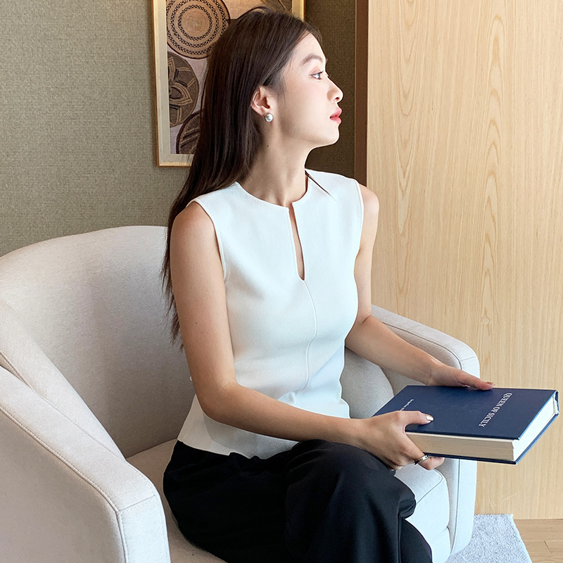Free Shipping Textured Short-Sleeved Cool French Pullover Knitted Vest for Women's Summer Outer Wear, Fashionable, Slim and Sleeveless Free Shipping Textured Short-Sleeved Cool French Pullover Knitted Vest for Women's Summer Outer Wear, Fashionable, Slim and Sleeveless