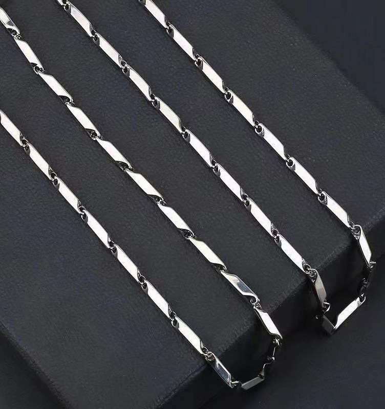 Minimalist Geometric Titanium Steel Chain Necklace For Men_voghion.com