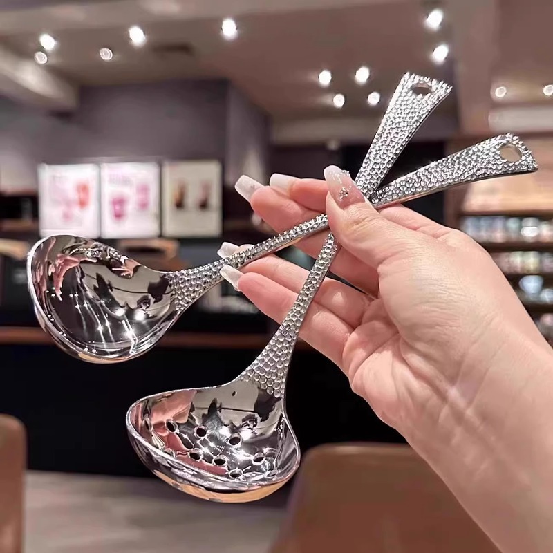 【新規の方0.01で2個プレゼント】ステンレススプーン スープドリップ ロングハンドルスプーン 家庭用槌目魚鱗ハンドルスプーン|undefined