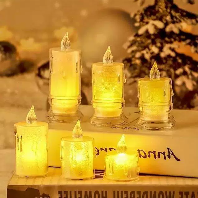 Small transparent electronic atmospheric candle