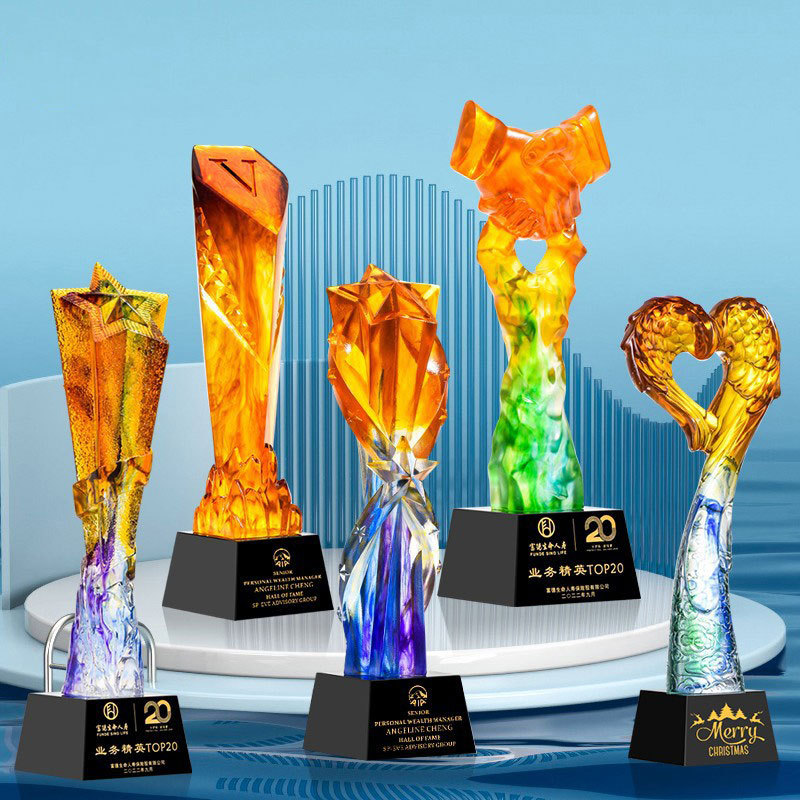 Reunión anual de trofeos de vidrio de agua personalizados Premios contribuciones sobresalientes del personal creativo Medalla de cristal de cinco puntas personalizada