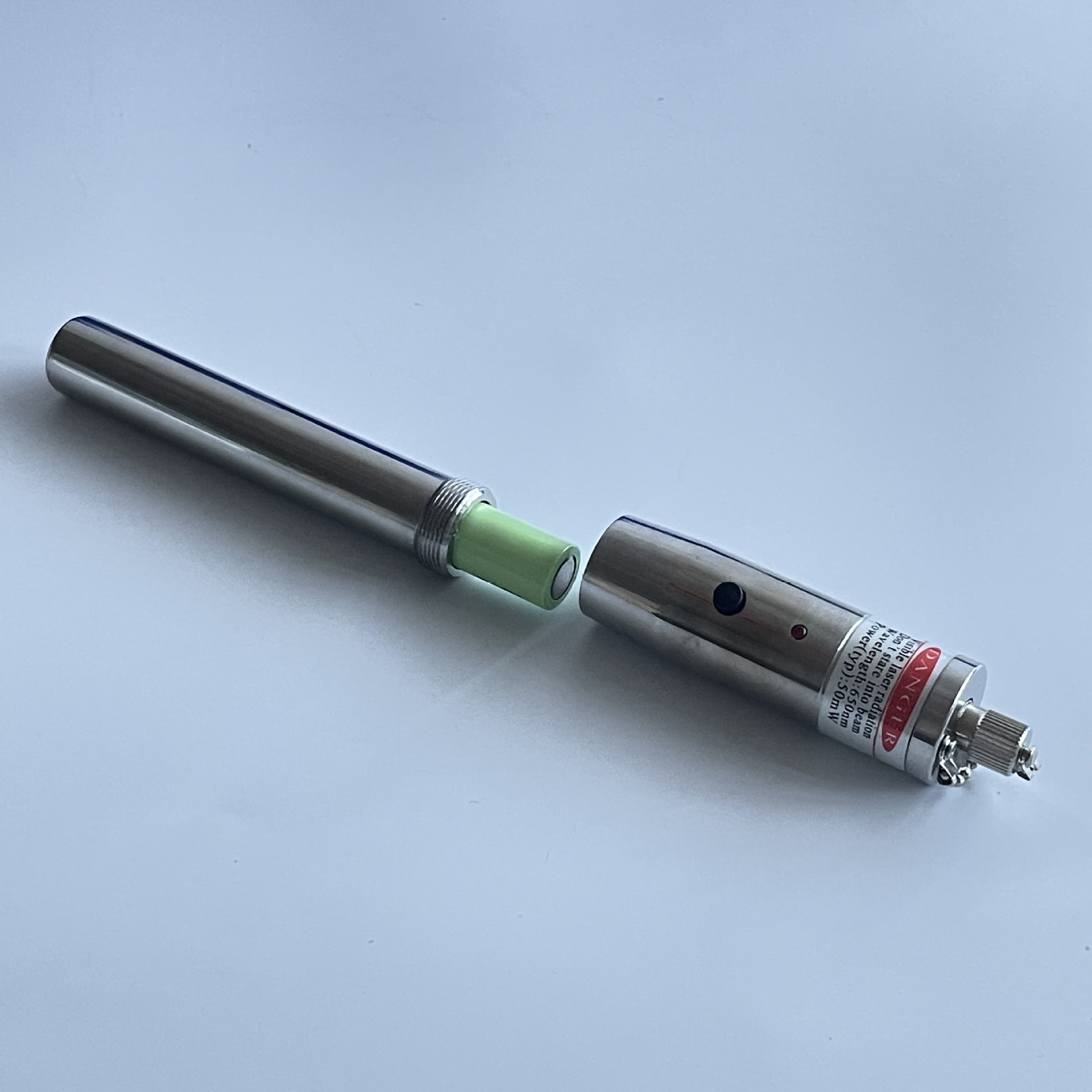 ��50mW���ʡ���������ӹ���ϲ��������Ծ���30KM-40KM���˱�