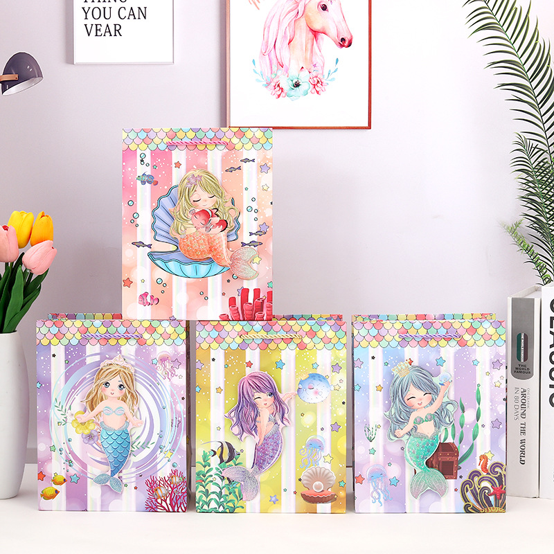 Mermaid de dibujos animados bolsa de regalo creativa comercio exterior punto transfronterizo bolsa de papel tridimensional bolso de mano para niños al por mayor