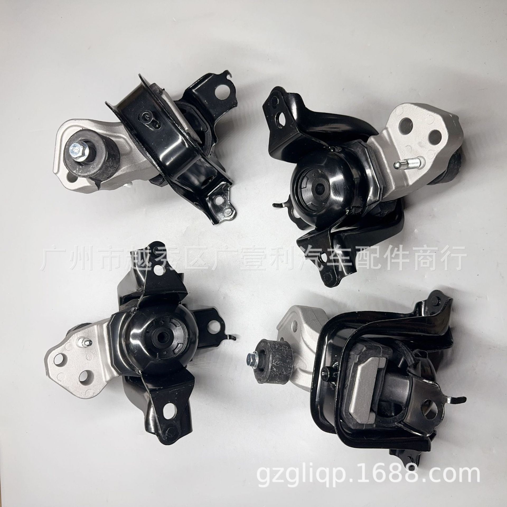 Applicable 12305-0M020 12305-21060 12360-21140 VITZ NCP10 right machine foot glue