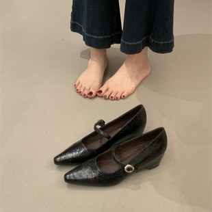 ��ʽ����^��һ�ֿێ��\�ڬ����������ͨ�ڼ��^��ЬŮС����
