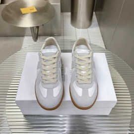 女式休闲单鞋;女式运动单鞋;女式板鞋