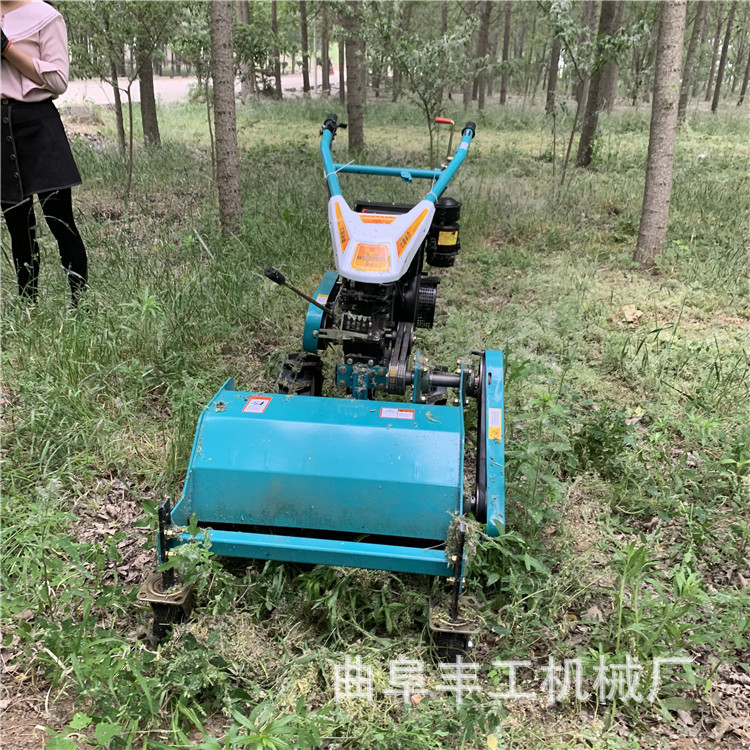 柴油履带式割草机自走式果园割草还田机柴油大马力小型割草机