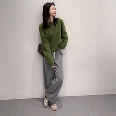 早秋2025新款日系复古绿色软糯毛衣女松弛感针织衫上衣百搭休闲裤