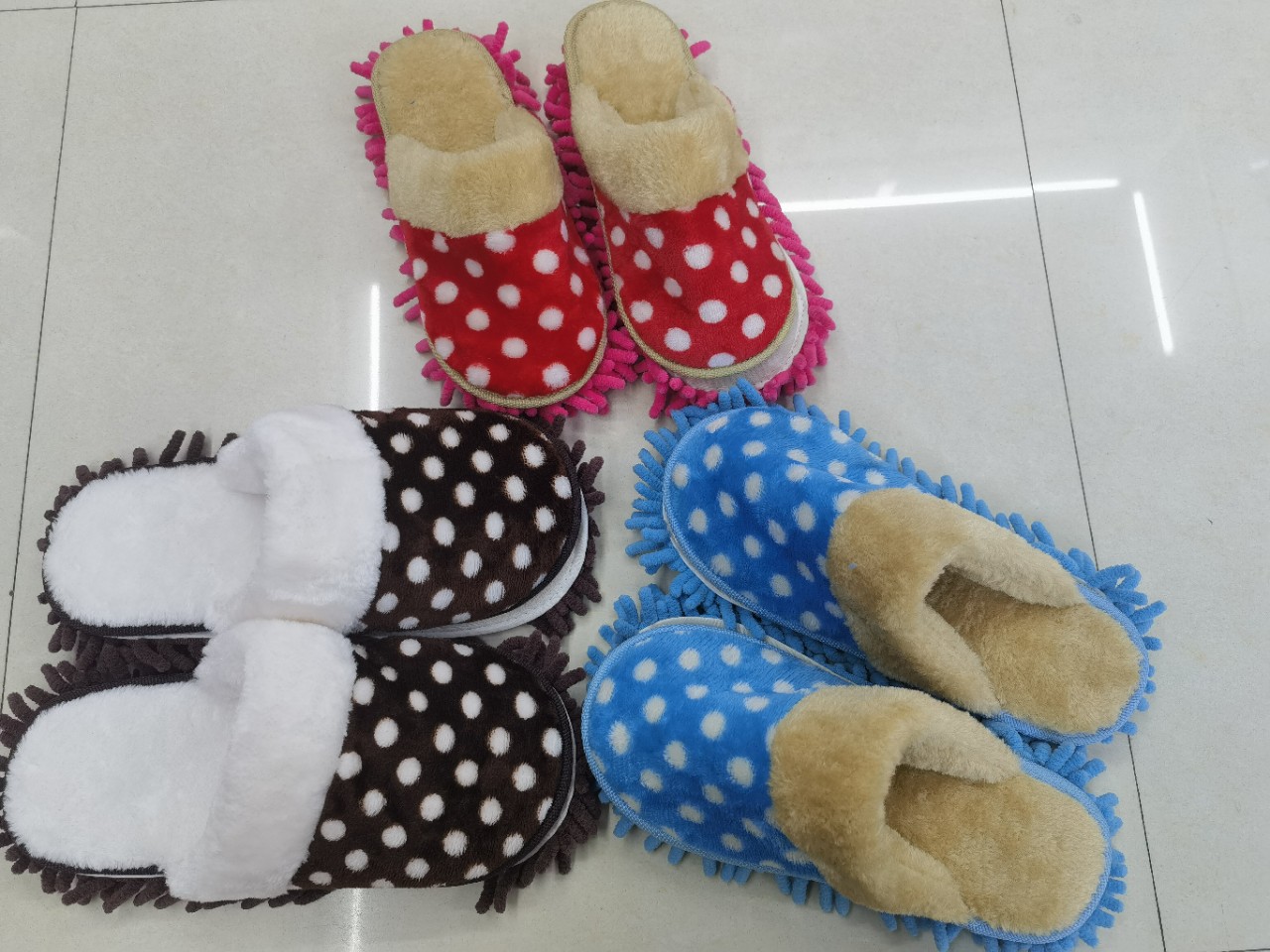Winter style, fleece-lined, thickened floor-sweeping slippers, removable and washable for home cleaning