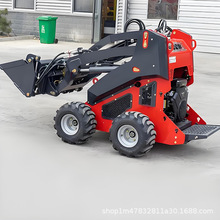 滑移小铲车 360度原地旋转养殖农场四驱小型抓草机 迷你装载机