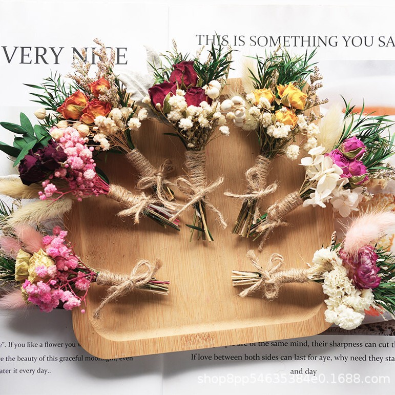 Mini Bouquet of Dried Flowers, Immortal Flowers, Wholesale Home Decoration, Rose Rabbit Tail Grass Corsage, Gift Flowers, Wholesale Handmade