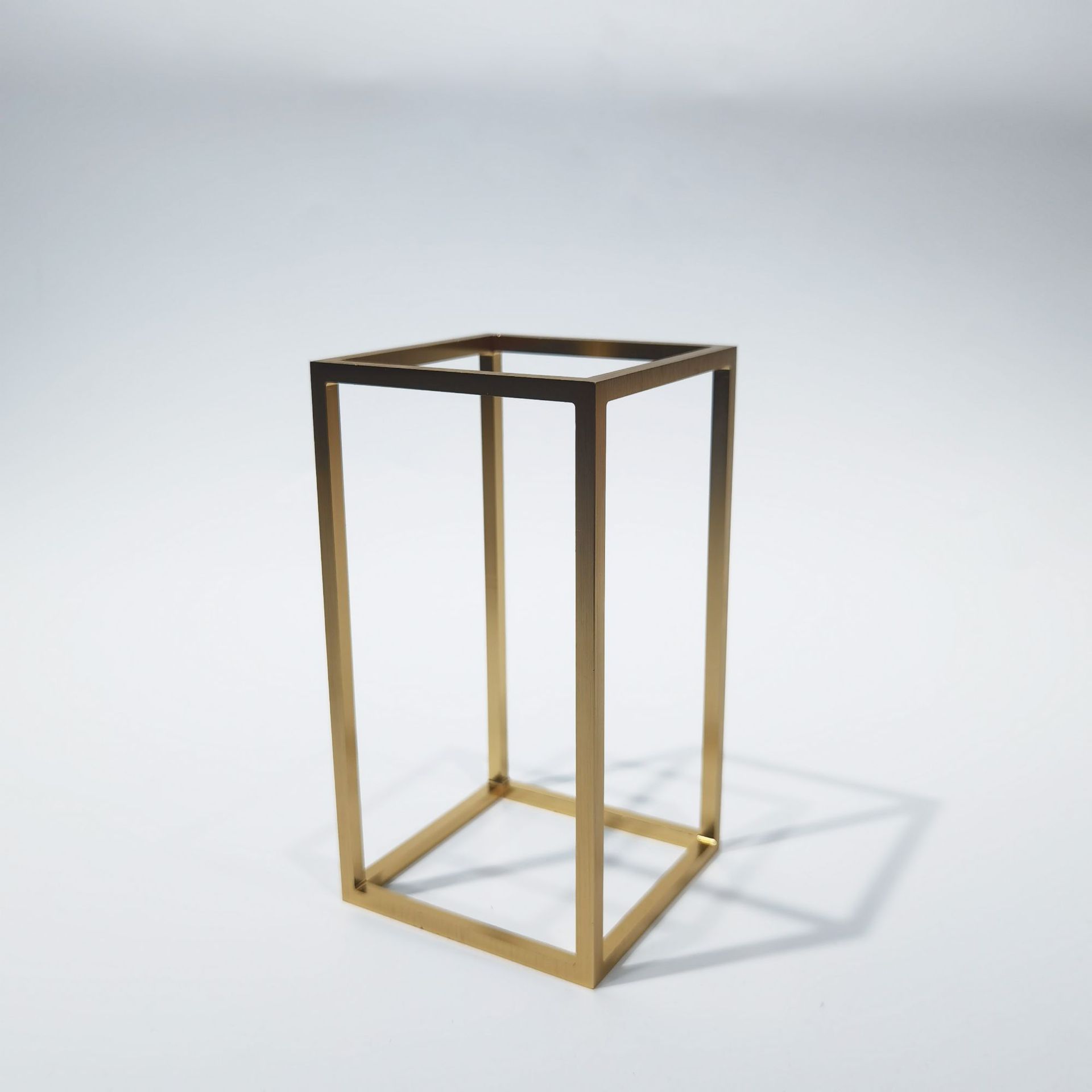 대형 금속 프레임