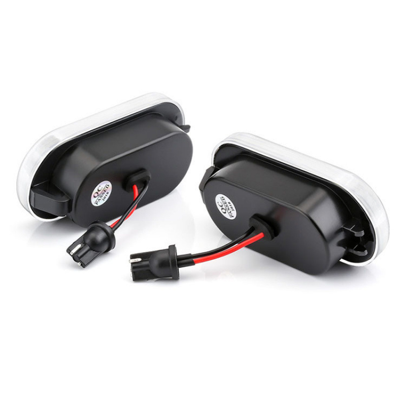 Aplicable a Volkswagen Golf / Passat / Charon / Luz amarilla LED hoja de lámpara de borde de la lámpara de dirección lateral