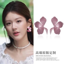 �S��ҫ���w¶˼ͬ���yᘇ��Ứ����h��������������e�ٴ���Ů