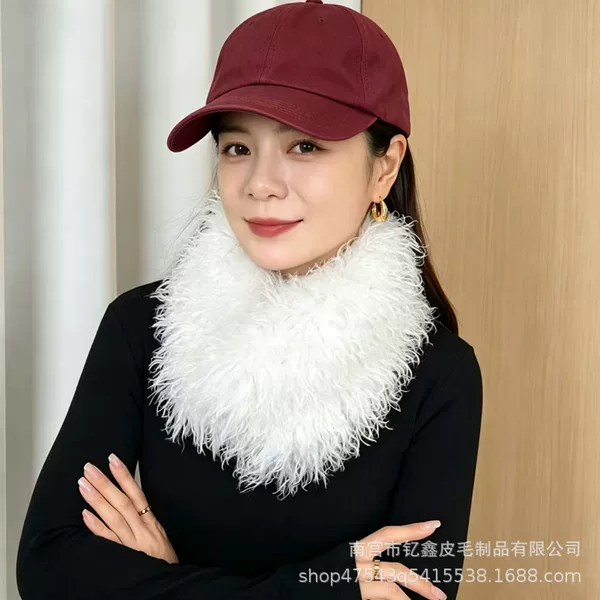 New Imitation Lamb Wool Magnetic Scarf, Fashionable and Warm Neck Warmer for Autumn and Winter, Thickened Windproof Neck Protector, Versatile Fur Collar