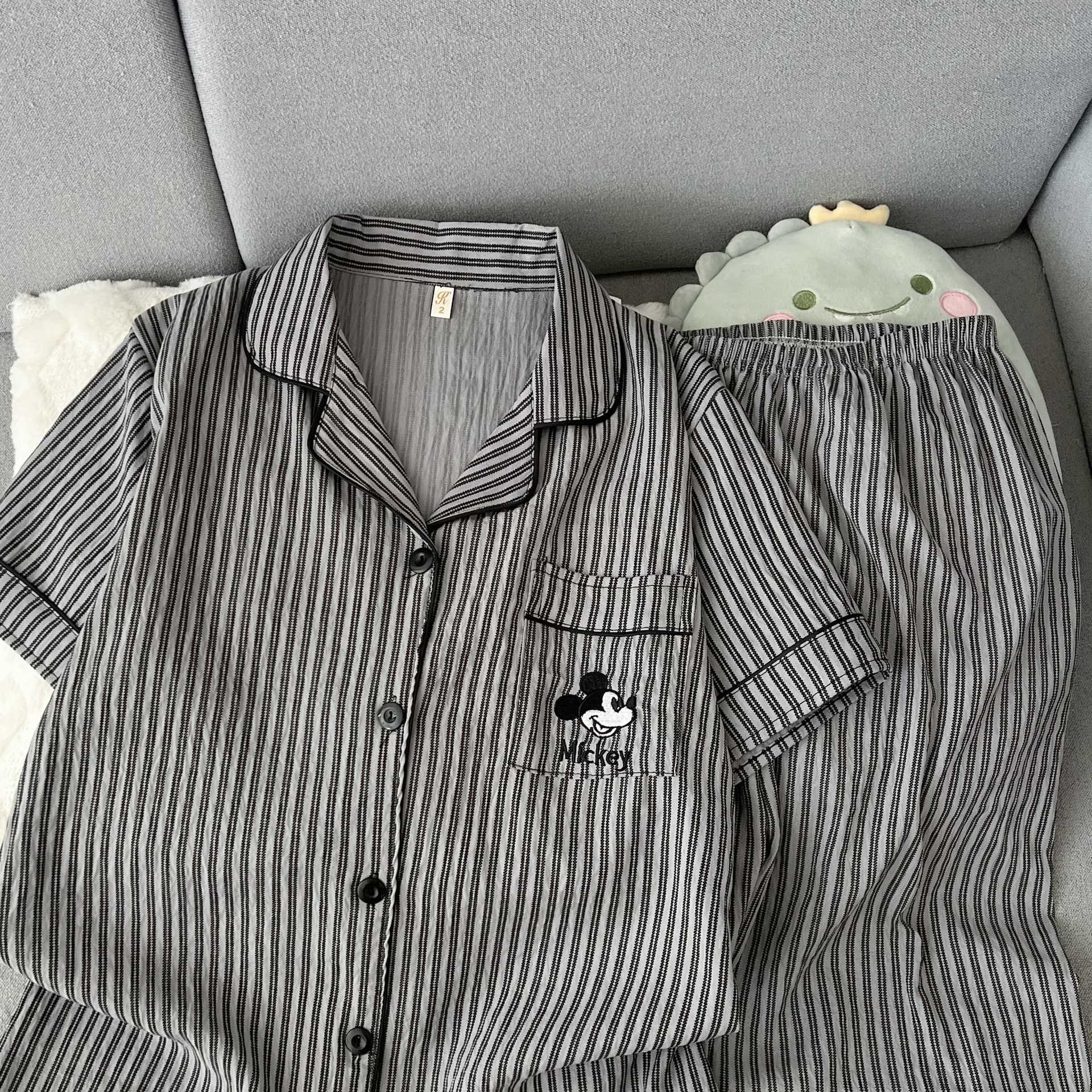 Nube de algodón pijama de pareja grande suelto conjunto de dos piezas de verano nuevo dibujos animados bordados ropa para el hogar de estudiantes