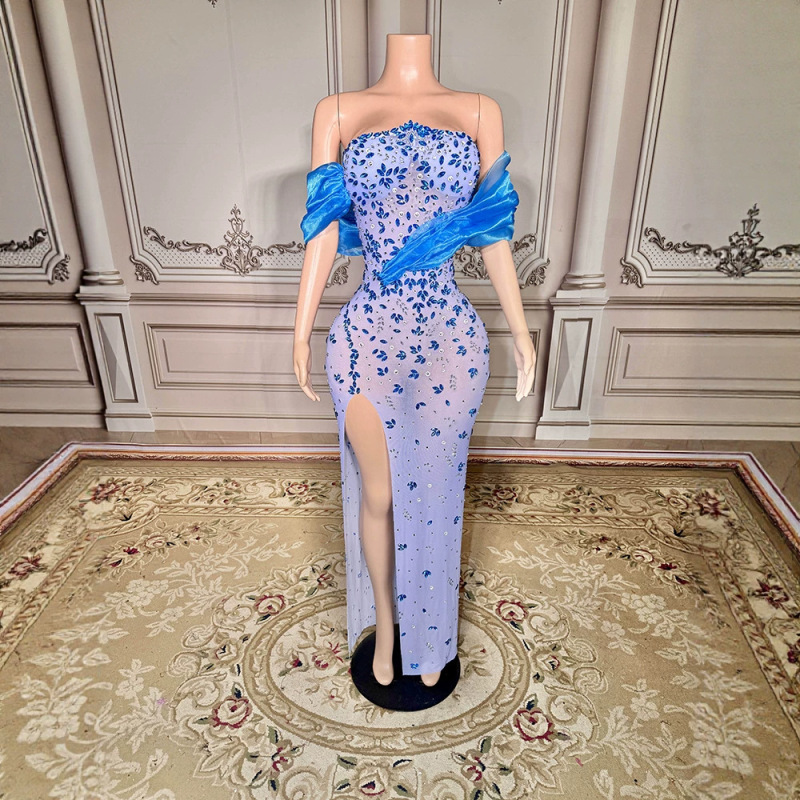 Blue elegant shiny rhinestone European and American evening dress, cocktail party dress, Miss Universe pageant dress, car show model dress Blue elegant shiny rhinestone European and American evening dress, cocktail party dress, Miss Universe pageant dress, car show model dress