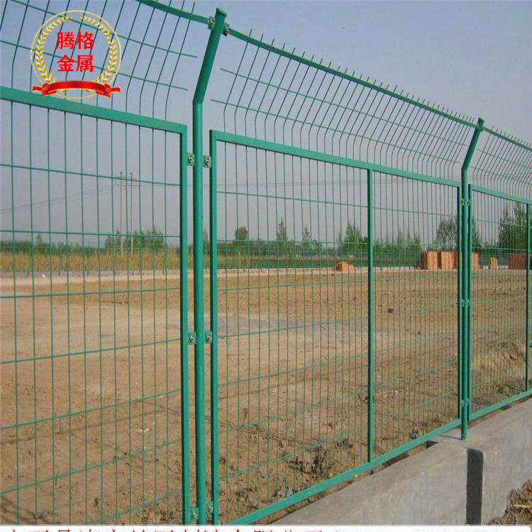 公路边框护栏网厂家 隔离网 围 防护网 昆明护护框架护栏0516公路