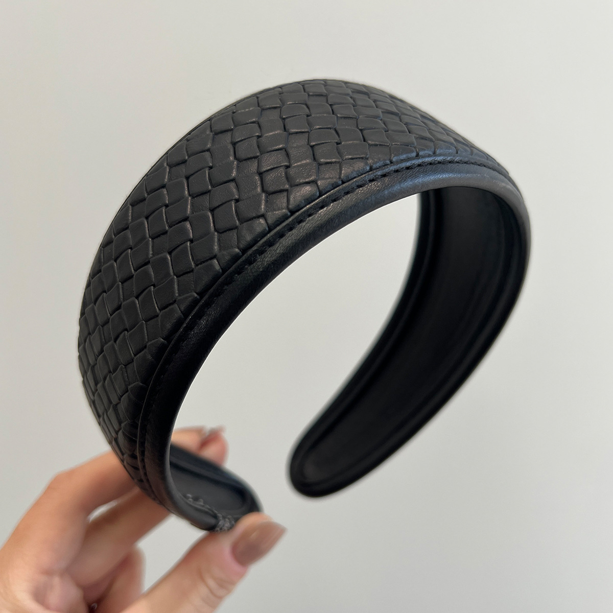 韓國時尚發箍皮質歐美風氣質百搭頭箍黑色皮發卡復古法式簡約頭窟