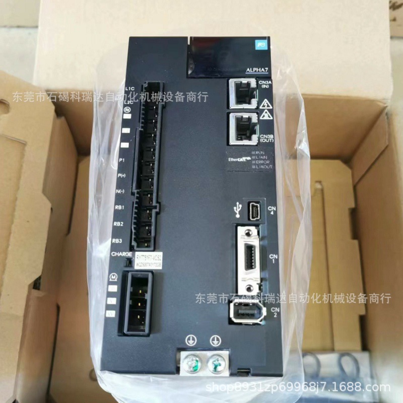 富士伺服驱动器RYT402D5-VS2全新原装正品实物拍摄图需议价销售