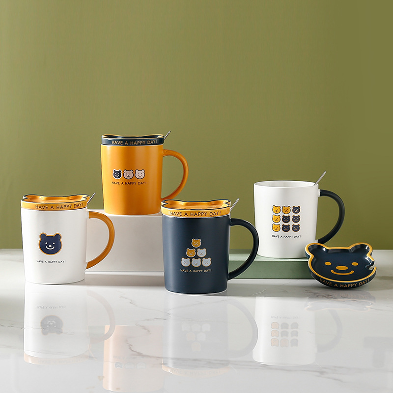 Taza de marca de alto valor con cucharas de tapa taza de cerámica de oficina taza de agua taza de café de pareja para hombres