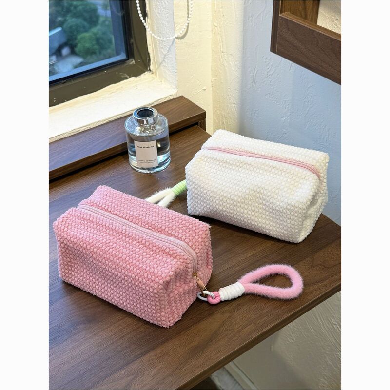 Cream-Colored Portable Skincare Storage Bag, Fresh Style, In-Stock, Lambswool Zipper Pouch, Makeup Bag, Cosmetics Dormitory Bag Cream-Colored Portable Skincare Storage Bag, Fresh Style, In-Stock, Lambswool Zipper Pouch, Makeup Bag, Cosmetics Dormitory Bag