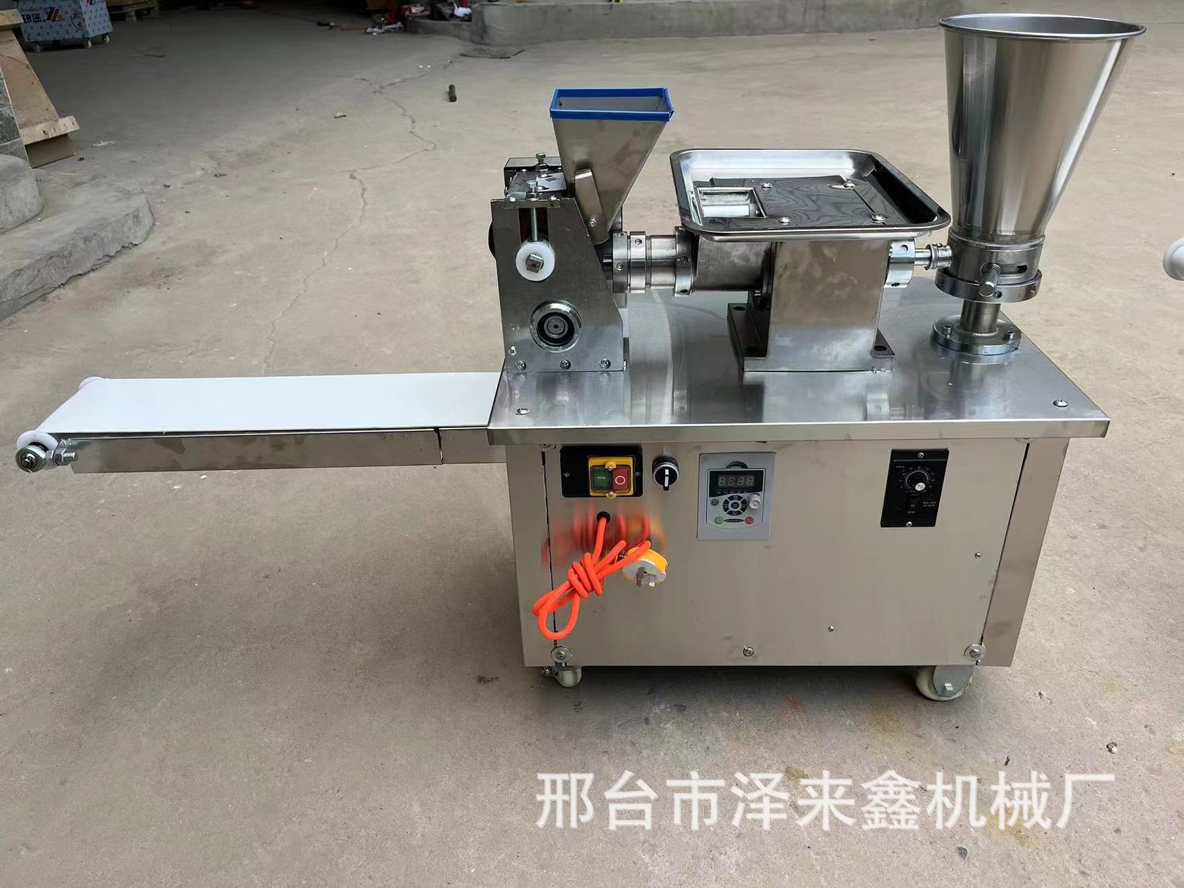 Comercial 80-tipo máquina dumpling automática pequeña máquina dumpling exportación Comercio exterior samosha Curry dumpling pot pasta máquina dumpling