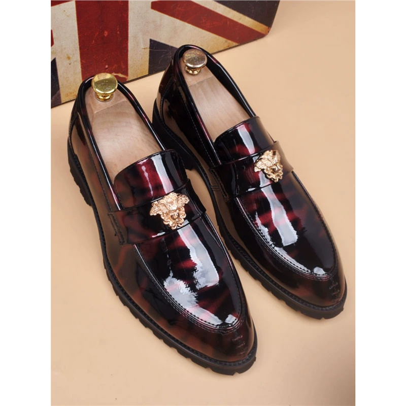 Мужские деловые повседневные лакированные кожаные туфли