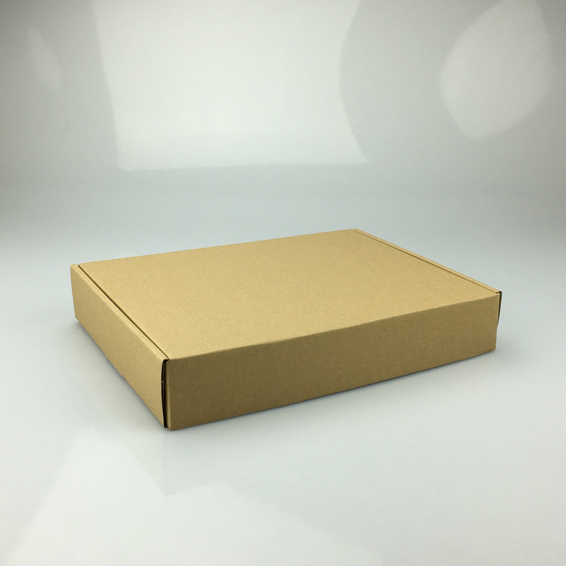 Caja de papel expreso, caja de avión, caja negra blanca, caja de embalaje de envío gratis, caja de embalaje de lotes pequeños, cuadrado pequeño