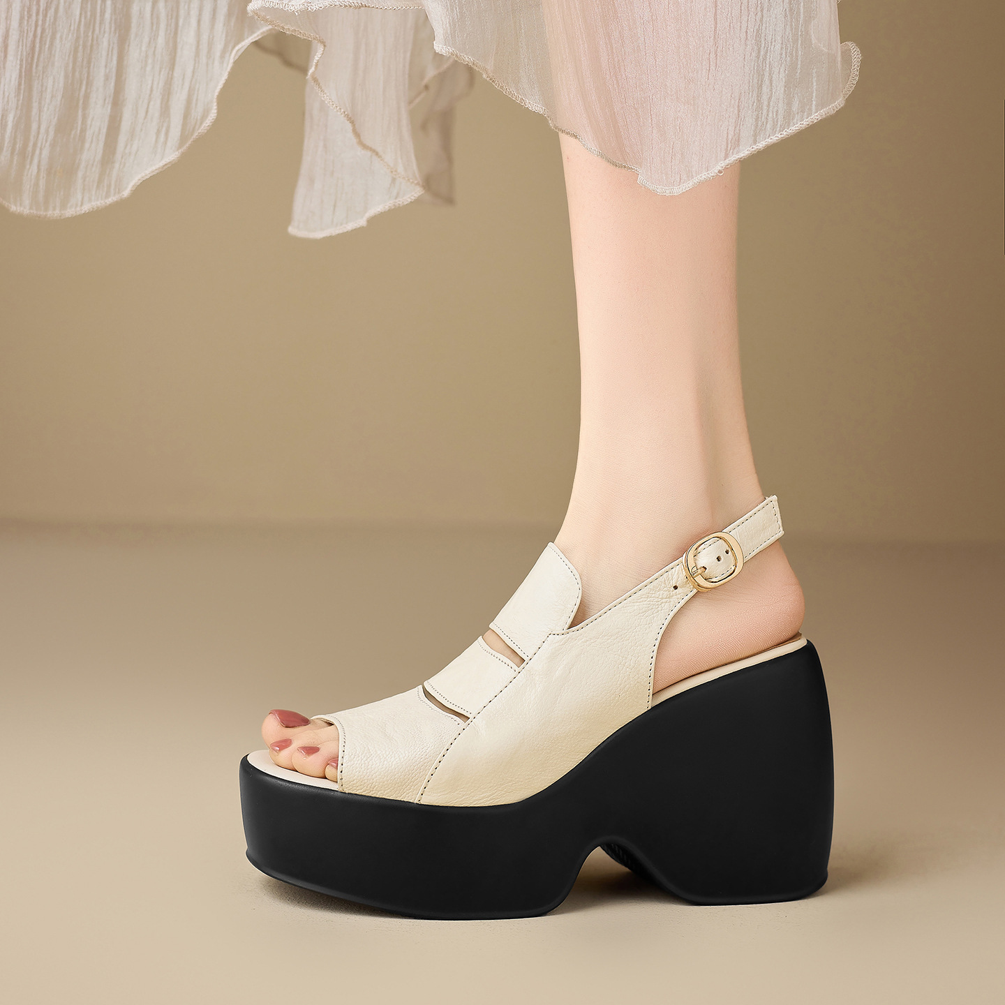 Sandal cao gót nữ đế xuồng mũi hở da cừu — màu đen, màu trắng ngà